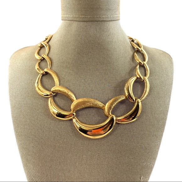 Vintage NAPIER Gold Chunky Chain Link Necklace - Picture 1 of 8